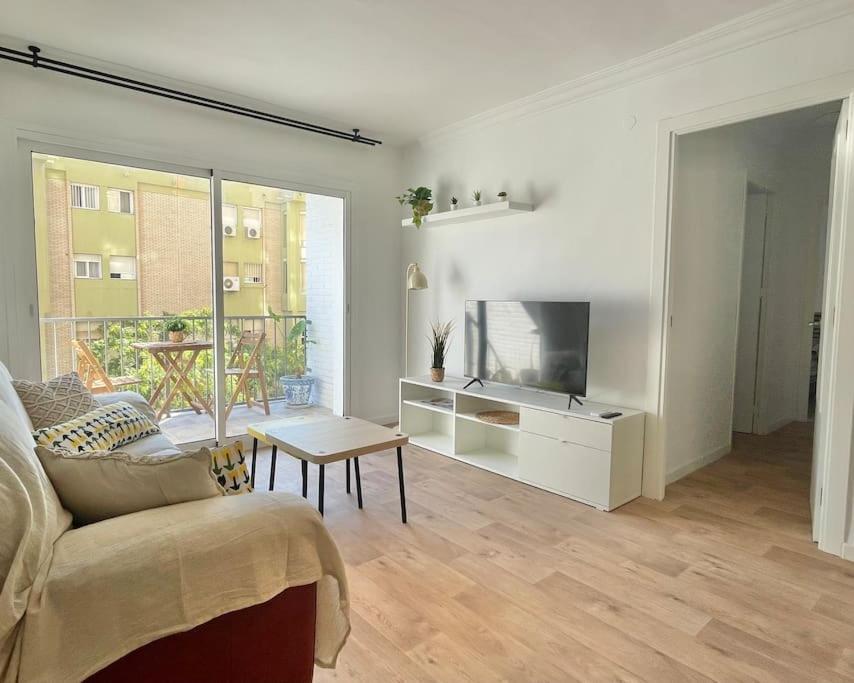 3 Habitaciones, Terraza Y A 200 Metros De La Playa Малага Екстер'єр фото